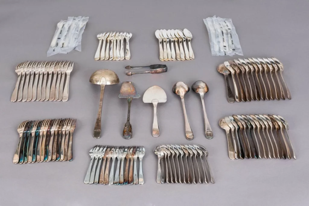 prise de vue globale ménagère en argent